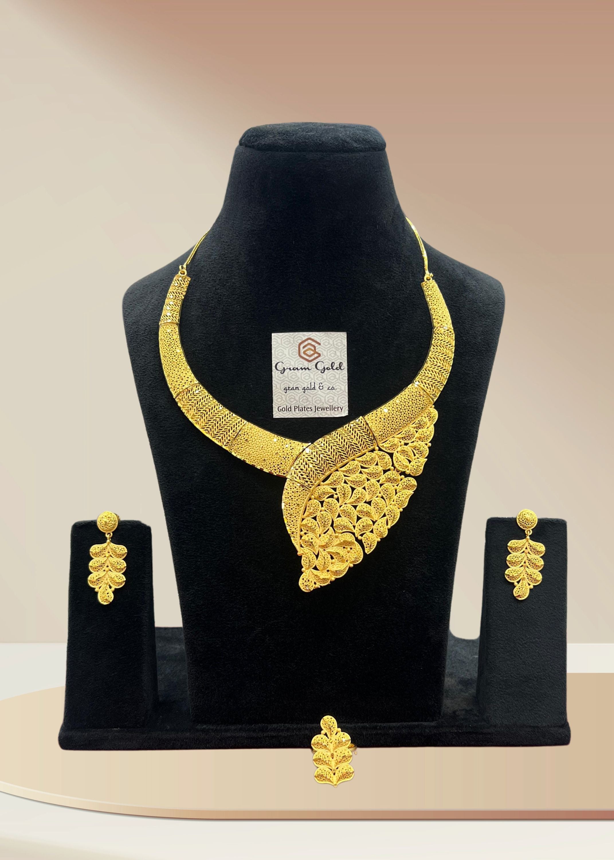 Dubai Gold Plated Short Necklace Set