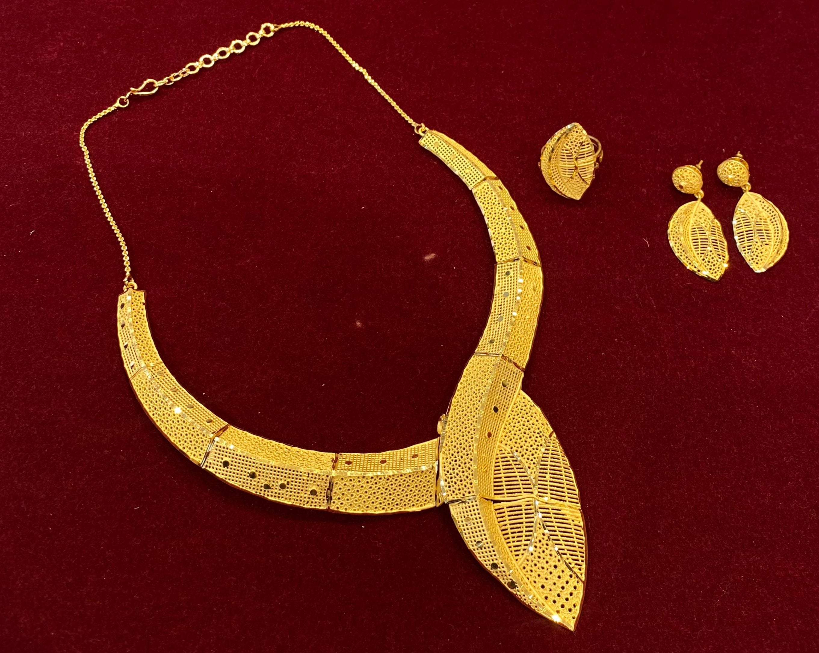 Dubai Gold Plated Short Necklace Set